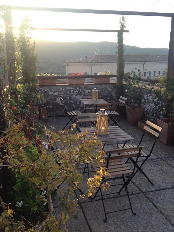 La Corte Di Alice Lugnano in Teverina Buitenkant foto